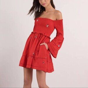 Free People counting daisies Red Embroidered Off-Shoulder Bell Sleeve Dress S